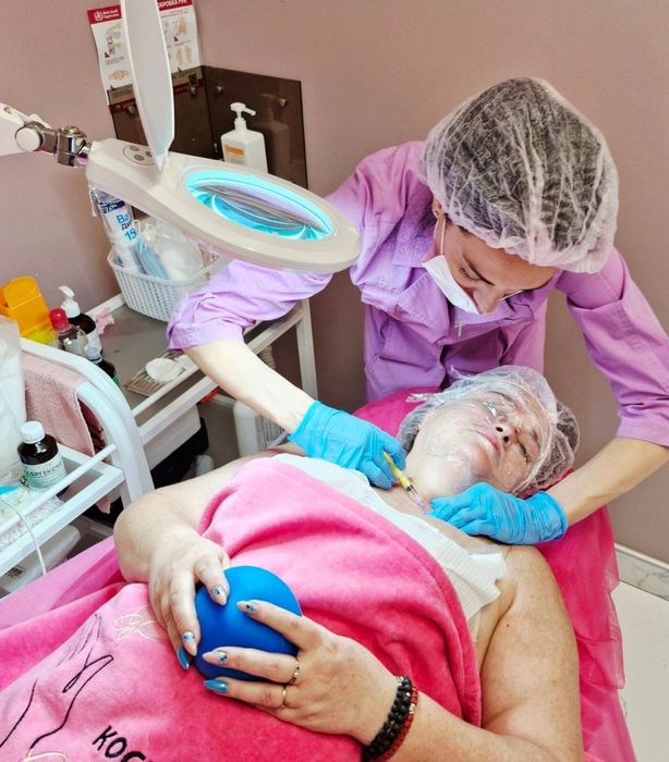 Приглашаю моделей  на косметологічні  послуги , для  съёмки  контенту.