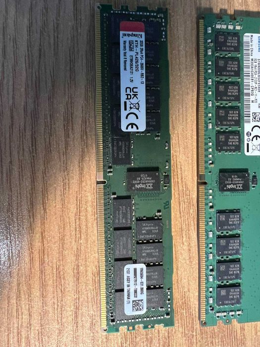 Zestaw pamięci ram DDR4 1x32Gb + 2x8GB do srwerów