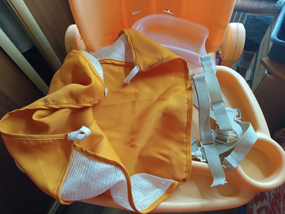 Дитячий стільчик для годування Coletto (Польща)
