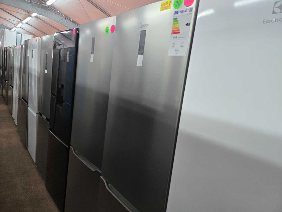 Janki, ul. Wspólna 6 Lodówka Midea 188cm klasa D 38db