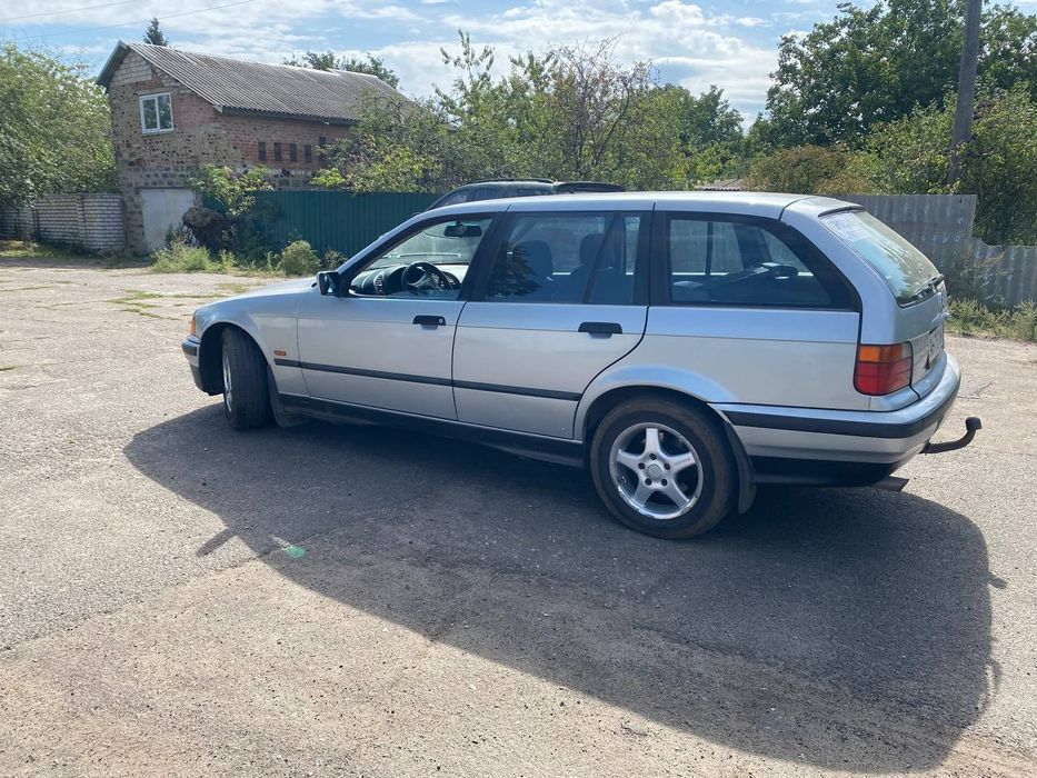 Продам BMW  3 1998
