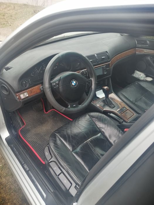 Продам бмв е39 туринг