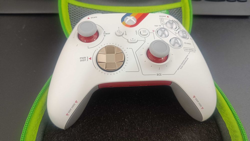 Controle XBox Starfield Series X + Acessórios (Edição de coleção)