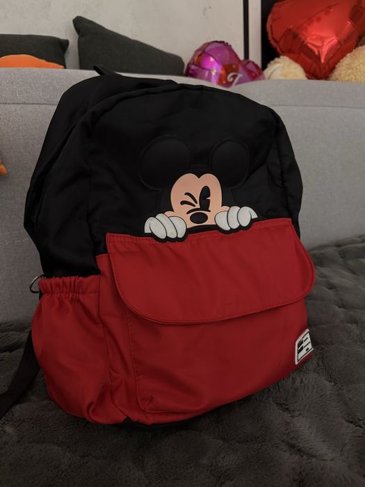 Продам рюкзак мікімаус