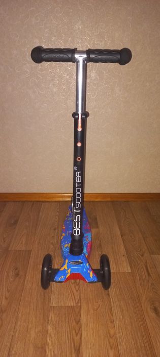 Продам самокат дитячий