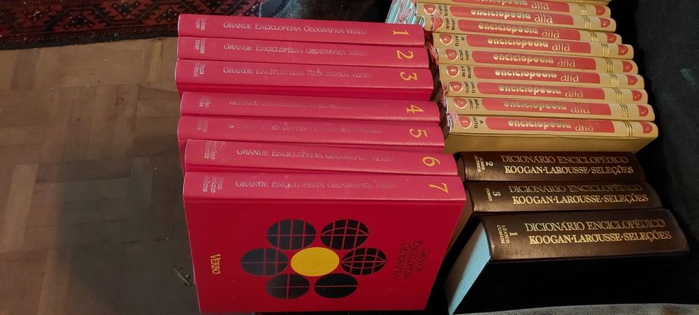 3 enciclopédias - 22 volumes