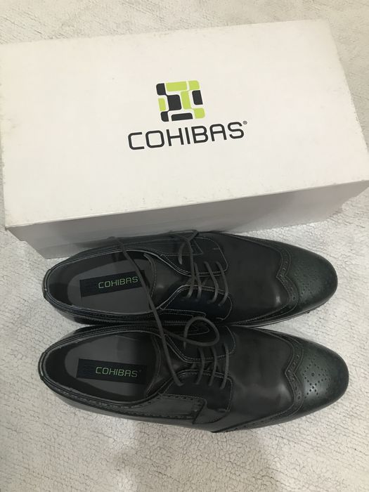 Sapatos Cohibas Novos 42