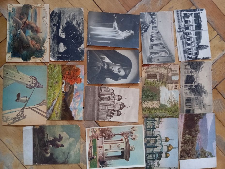 Открытки разные.