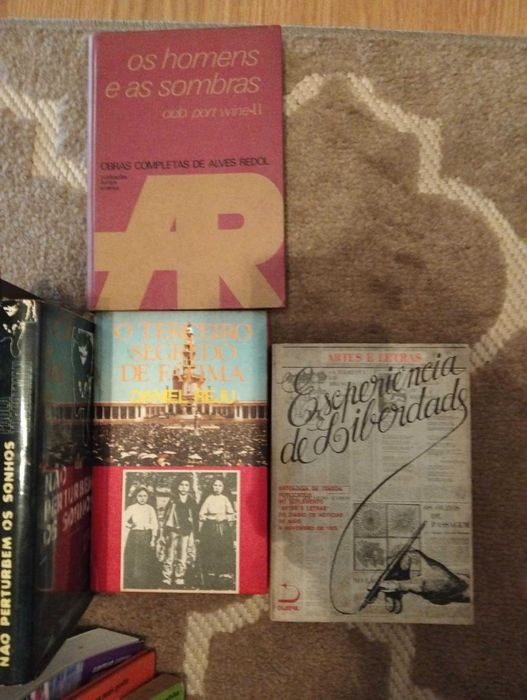 vendo livros variados