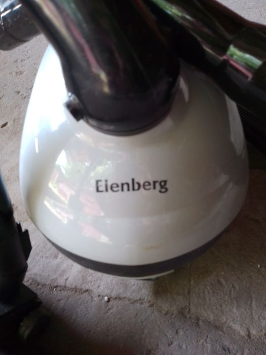 Продается пылесос рабочий