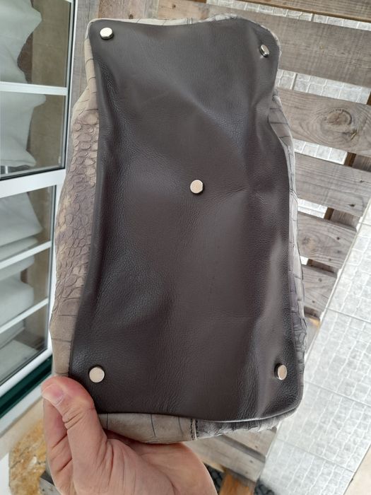 Mala de senhora em pele