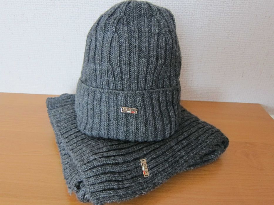 Шапка та шарф жiноча U.S.POLO ASSN, iдеальний стан