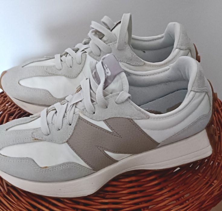 New Balance 327 - Tam 42