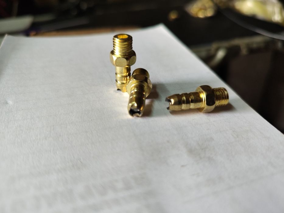 Шланг насоса КЛАПАН ОБРАТКИ в шланг. Только опт . От 50 штук