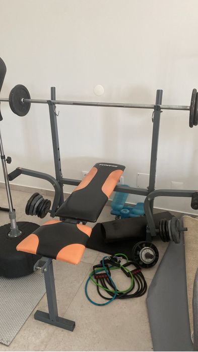 Academia Completa de Musculação e Cardio / seminovos