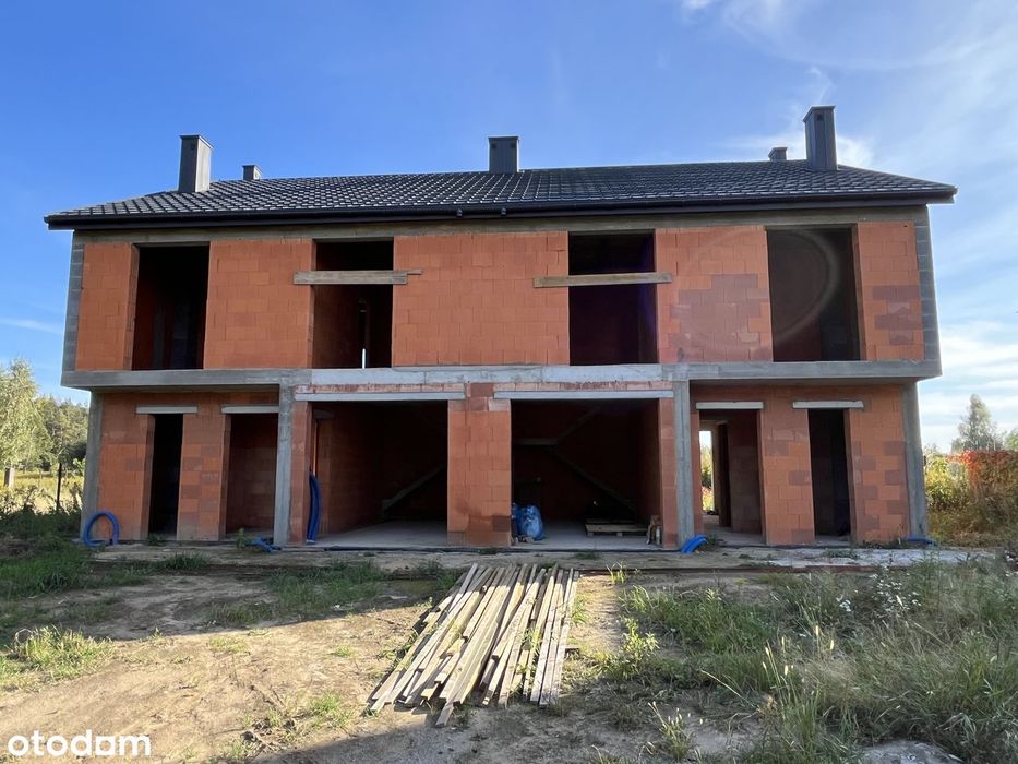 Nowoczesny bliźniak pod Konstancinem w pobliżu lasu. SZYMANÓW