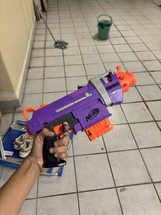 Nerf Fortnite SMG-