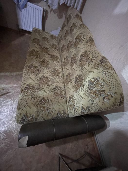 Продам диван самовывоз