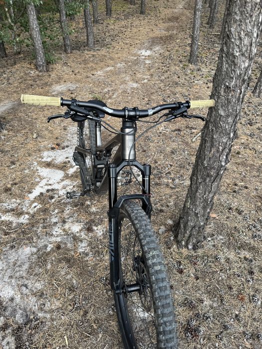 Commencal Tempo RIDE DARK SLATE ,nie sprzedaj samej ramy tylko cały rower !!!