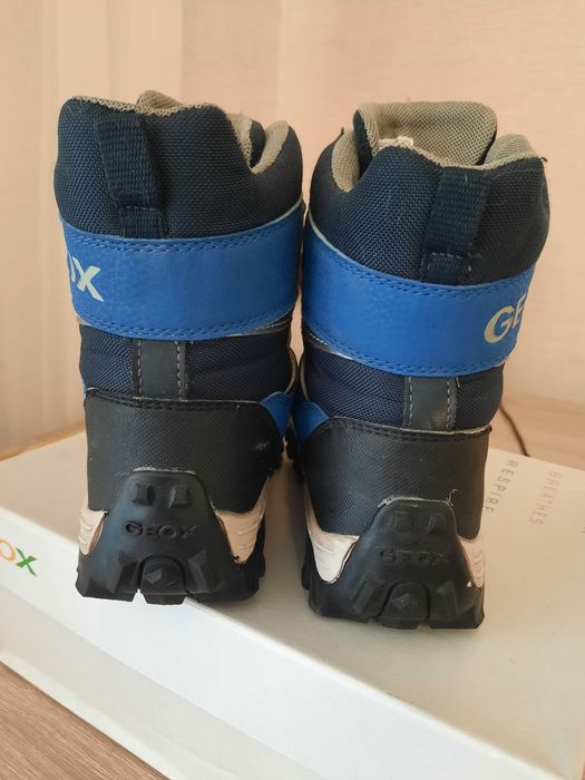 Зимові черевики ботинки Geox 30р