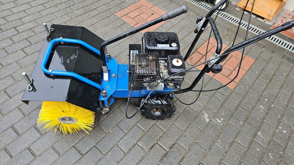 Zamiatarka Scheppach SC2400p