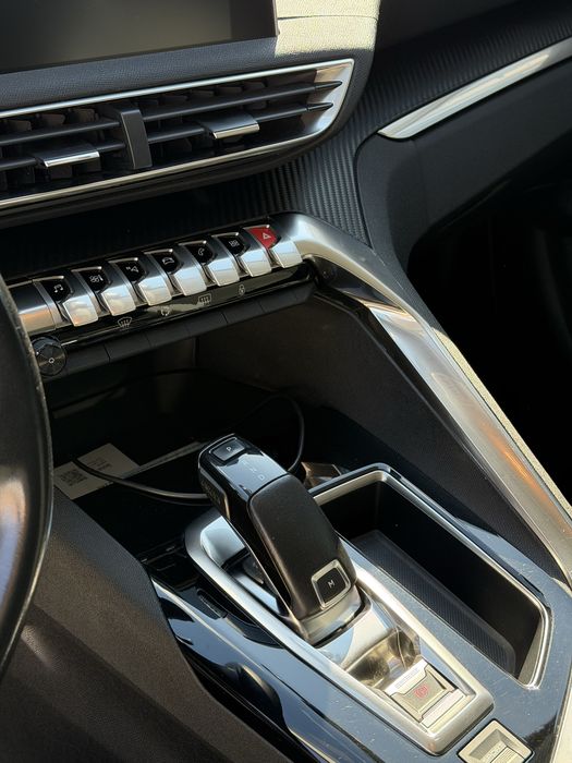Peugeot 3008 | 2018 рік | 1.5 BlueHDi дизель