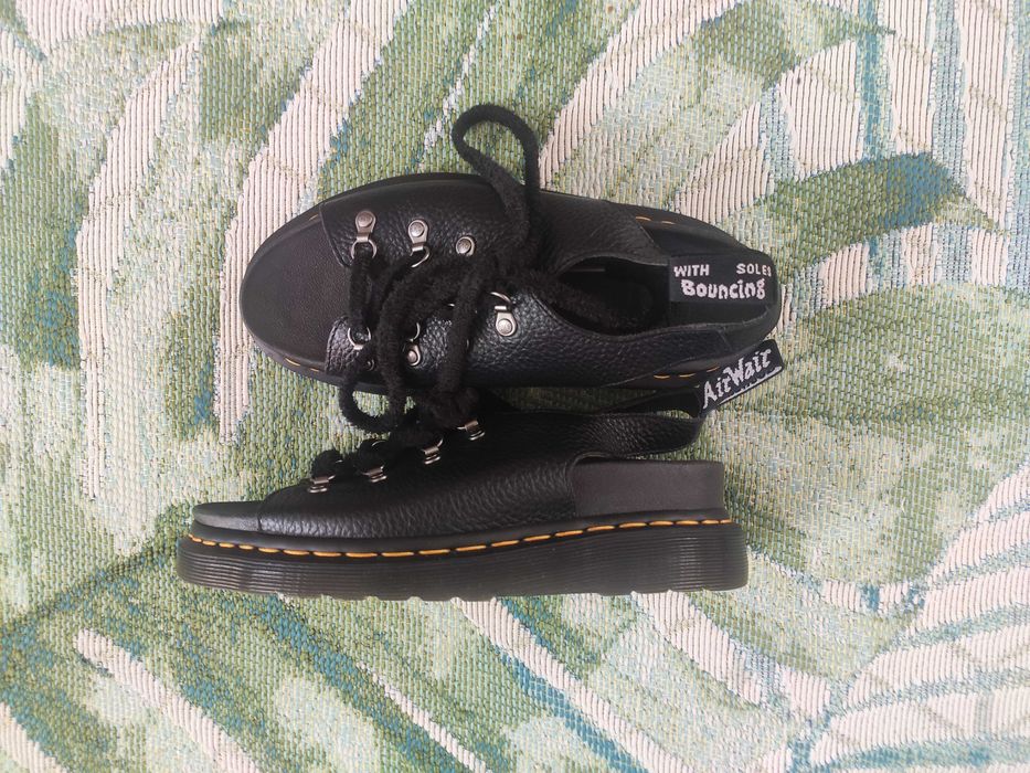 Sandały dr.Martens nowe 37
