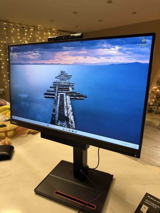 Monitor z komputerem Lenovo ThinkCentre, 8/256GB, i5-6500,  Win 11Pro