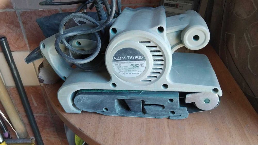 Ленточная шлиф машина ЛШИ 76 на 900