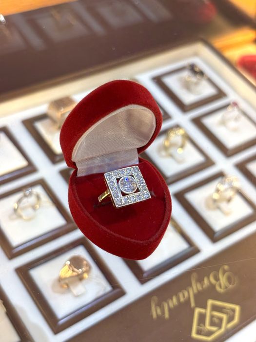 Pierścionek z brylantem 0,75ct Art Deco