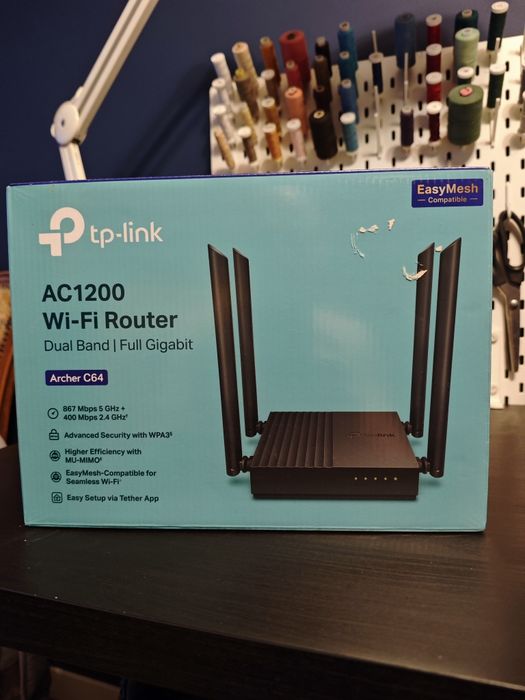 TP-Link Archer C64 AC1200 wi-fi router