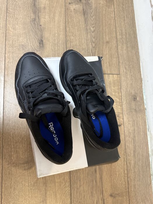 Кроссовки REEBOK женские НОВЫЕ