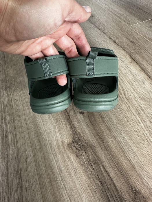 Sandały  h&m r. 32/33
