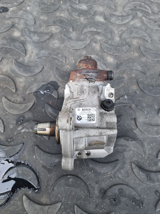 Pompa wtryskowa BMW 2.0D E83 E87 E90