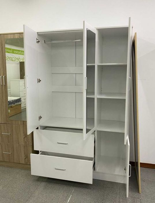 Roupeiro 3 portas com espelho NOvo Paga na ato entrega envio gratis