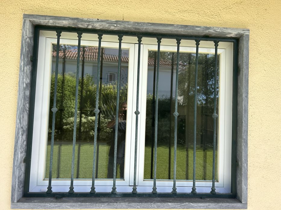 Caixilharia de Aluminio marca SAPA