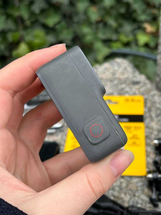 Екшн-камера GoPro Hero 7 silver + карта пам'яті