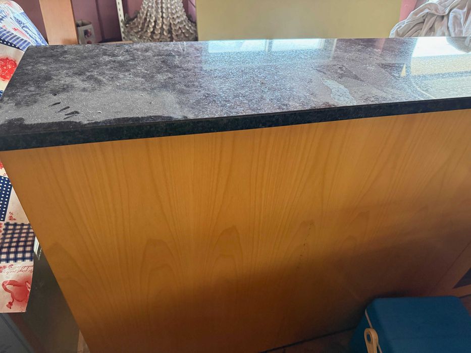 Balcão com vitrina para Café ou restaurante