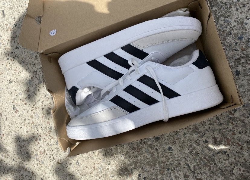 КРОСІВКИ ADIDAS 43-44 розмір