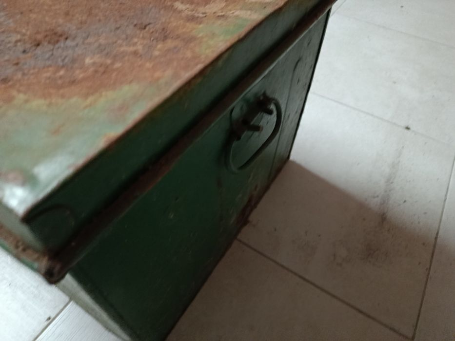Mala Baú de viagem antigo antiguidades