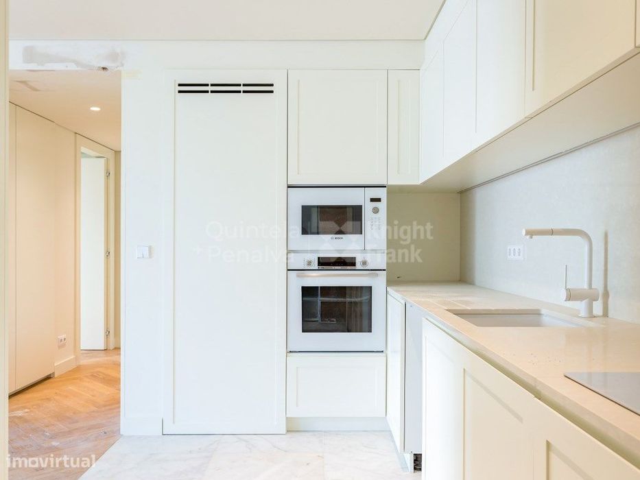 Apartamento T2 para arrendamento em Alcântara, Lisboa