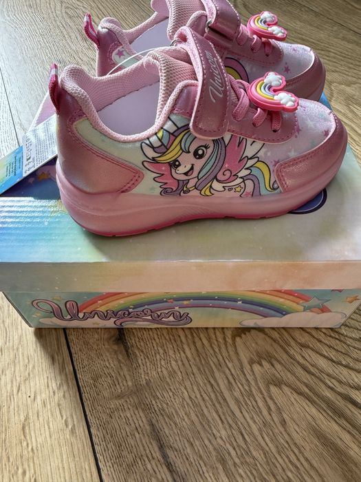 Buty dzieciece Unicorn świecące r.26