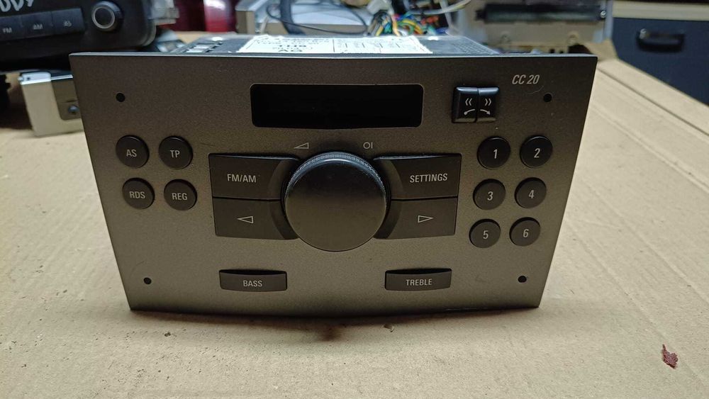 Opel Astra H radio fabryczne CC20