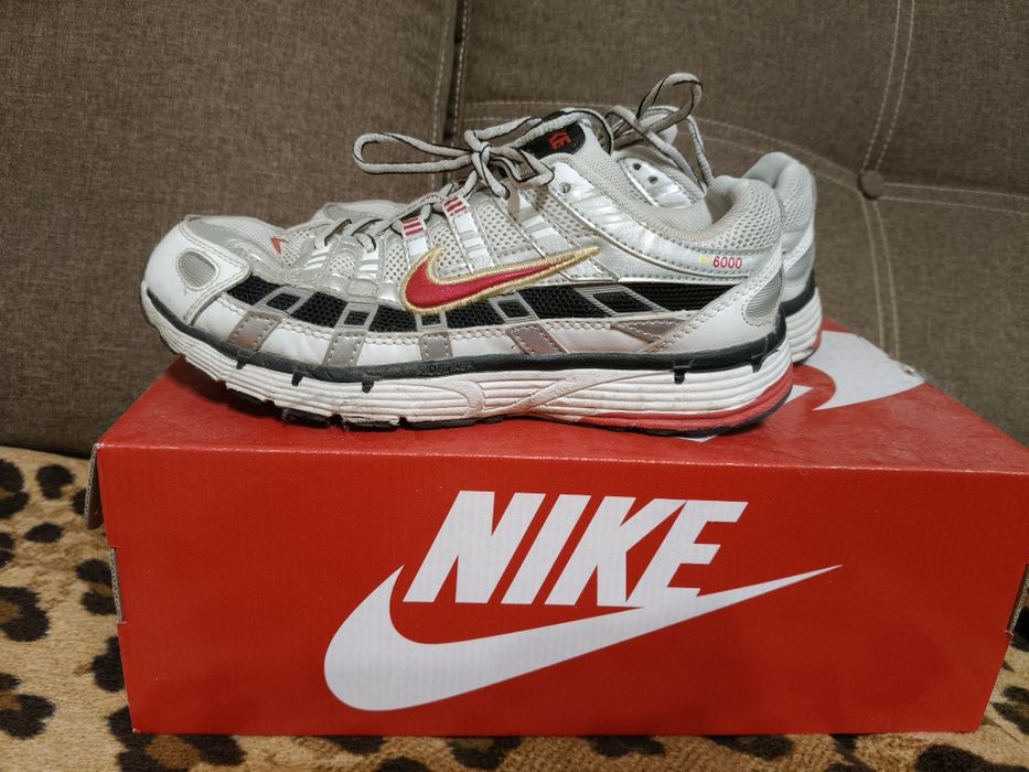 Кросівки Nike p6000