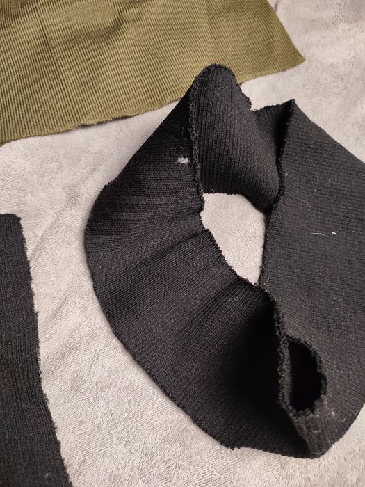 Ткань оливковая и манжетная и змейки тракторные