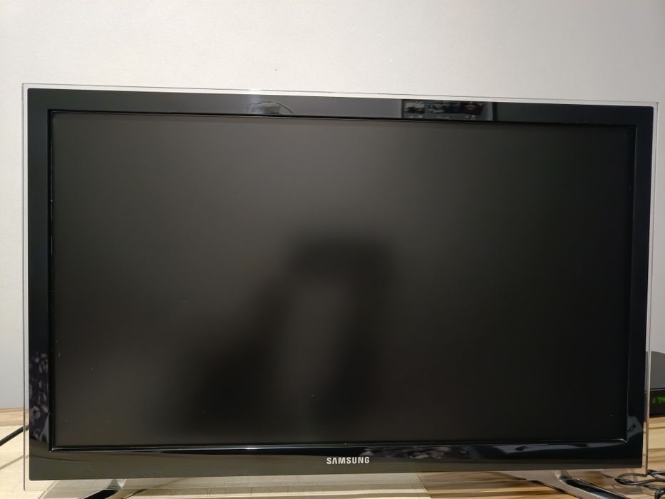 Telewizor Samsung UE22H5600AW