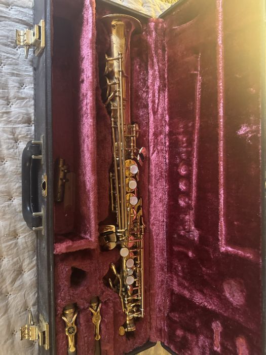 Yamaha Soprano saxophone yss-675