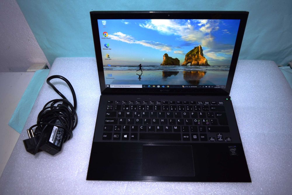 Laptop Sony Vaio PRO 13 SVP1321A6E 13.3" DOTYK i7/8GB/256 SSD MŁAWA
