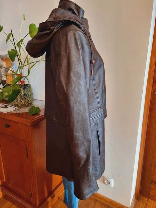 Męska skórzana kurtka ocieplana brązowa zimowa z kapturem rozmiar M