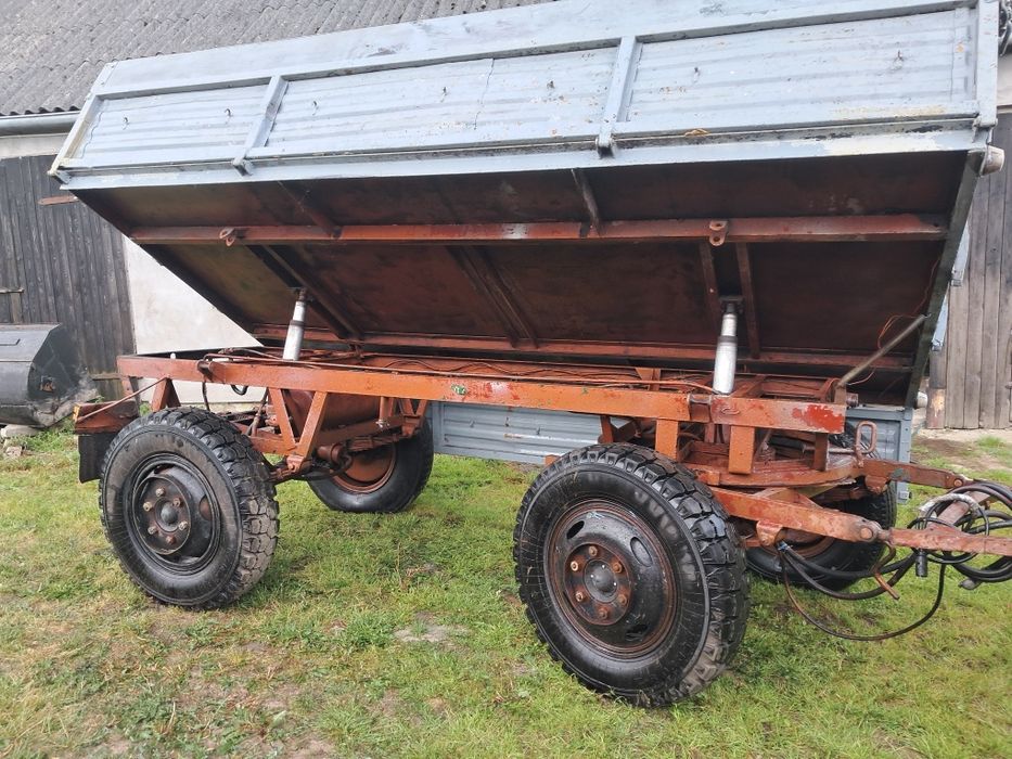 Sprzedam przyczepę rolniczą 4 tonową